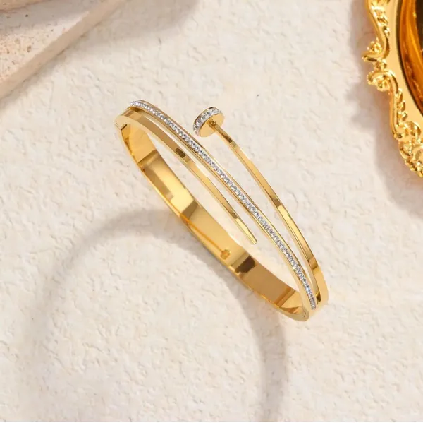 Sparkle_Luxe_–_American_Diamond_Gold_Bracelet