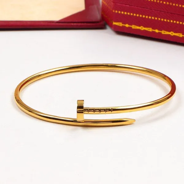 The_Glam_Stack:_Clover_+_Nail_+_Studded_Bracelet_Comb