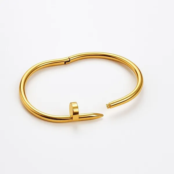 The_Glam_Stack:_Clover_+_Nail_+_Studded_Bracelet_Comb