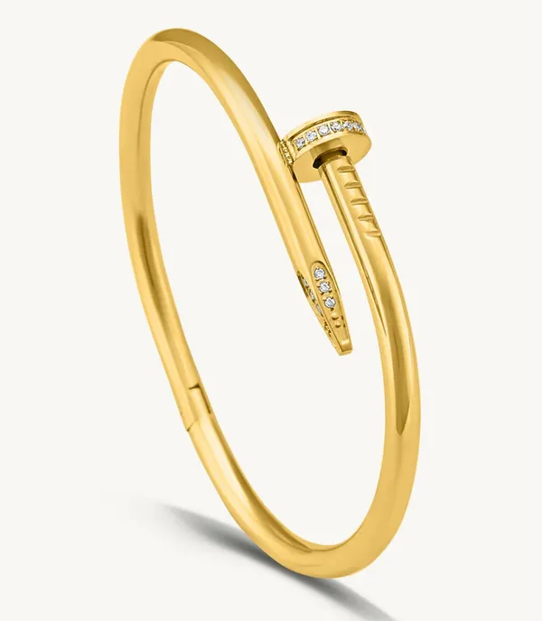 Triple_Charm_Combo_–_Nail,_Cartier_Inspo_&_Maze_Bracelets