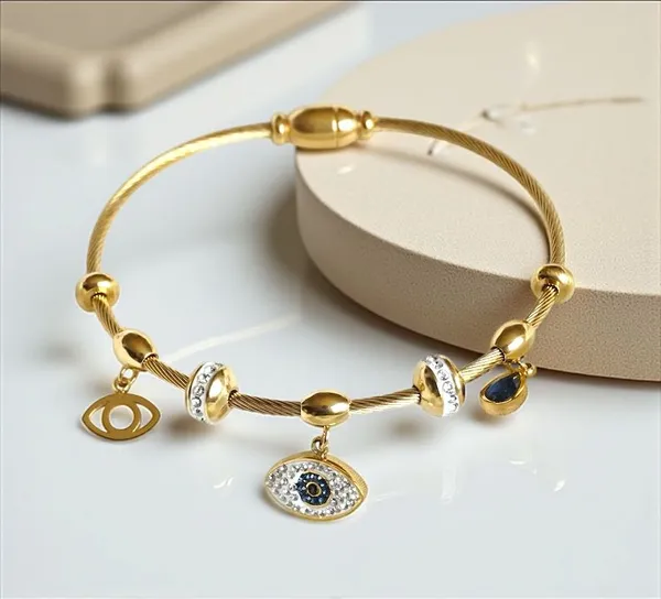 Viral_Luxe_Evil_Eye_Charm_Bracelet_–_Anti_Tarnish_Gold
