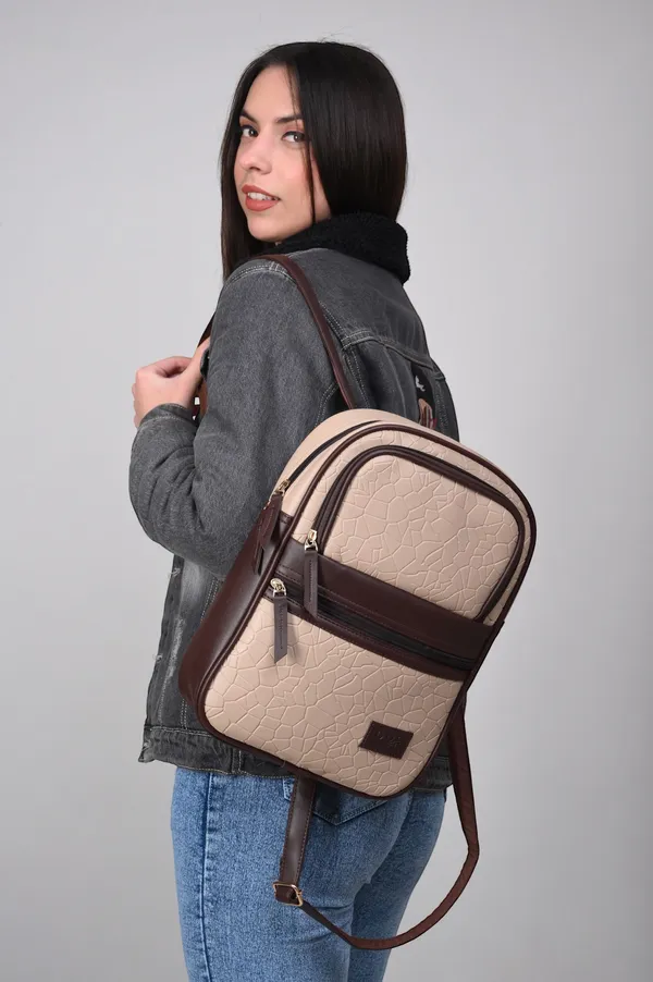 Compact_Women_Backpack_For_Travel_&_Daily_Use
