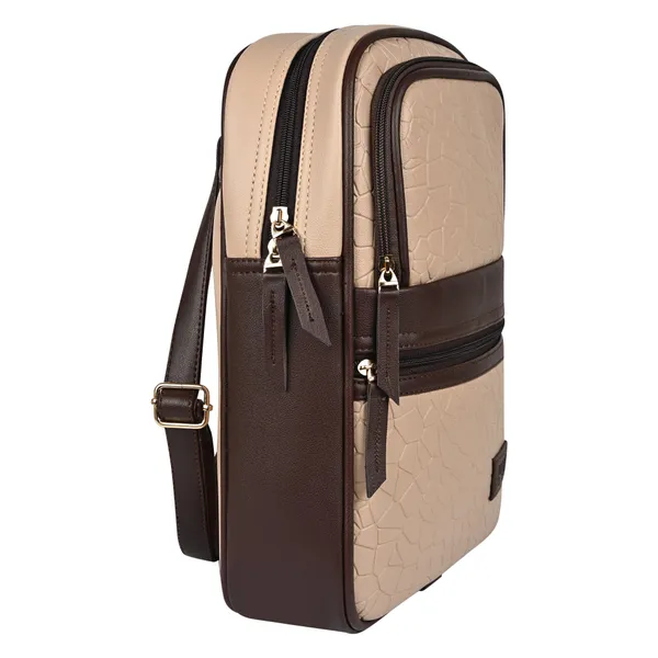 Compact_Women_Backpack_For_Travel_&_Daily_Use