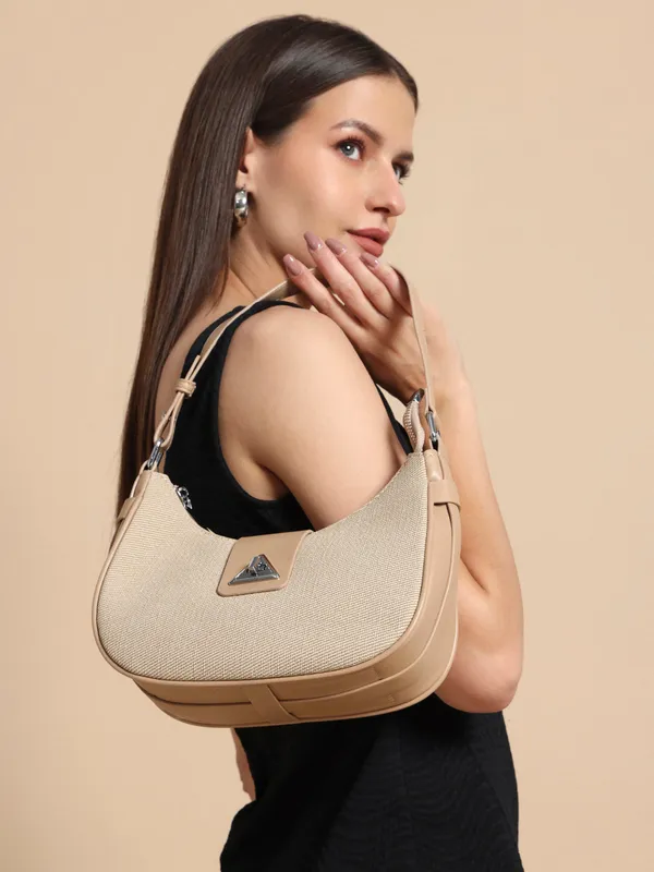 Beige_Classic_Adele_Canvas_Blended_Shoulder_Baguette