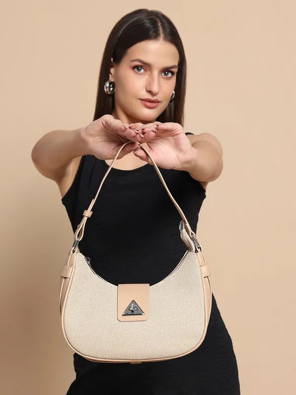 Beige_Classic_Adele_Canvas_Blended_Shoulder_Baguette