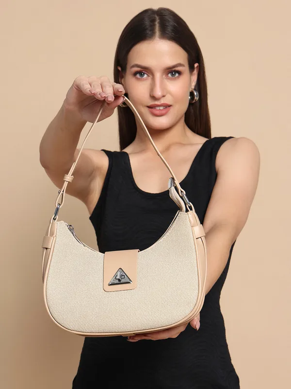 Beige_Classic_Adele_Canvas_Blended_Shoulder_Baguette