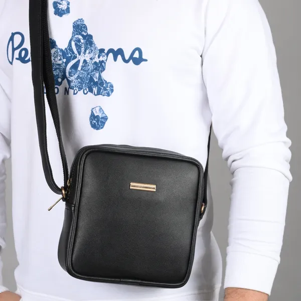 Square_Sling_Bag_For_Men_And_Women