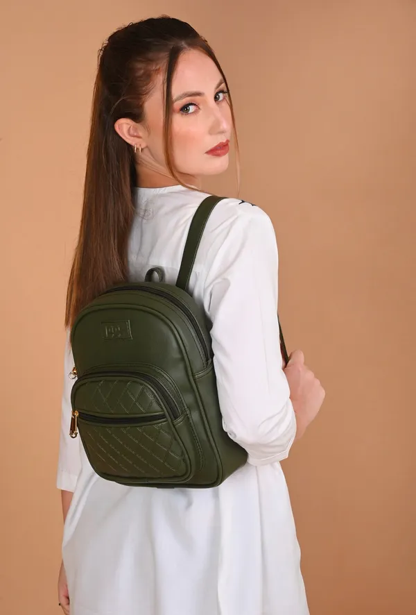 Compact_Women_Backpack_For_Travel_&_Daily_Use