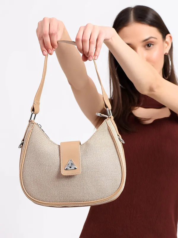 Beige_Elegant_Clara_Canvas_Baguette_Shoulder_Bag_(korean)