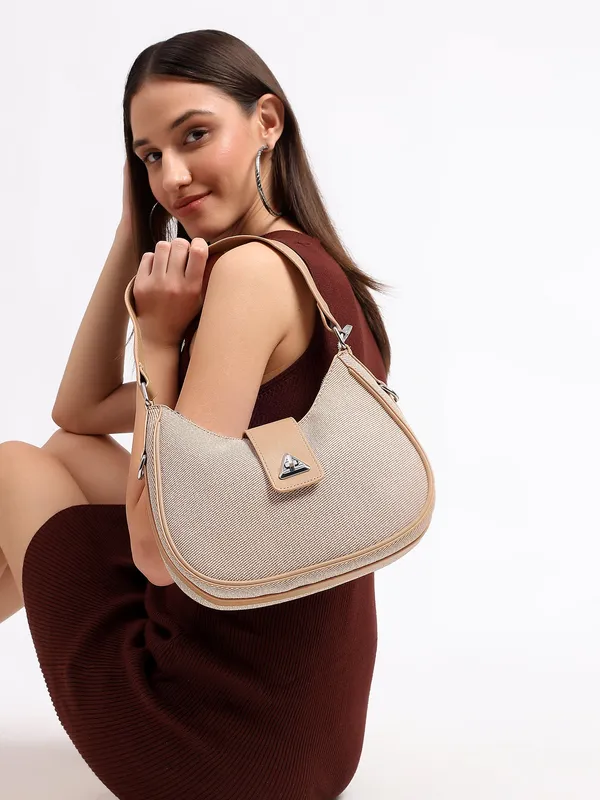 Beige_Elegant_Clara_Canvas_Baguette_Shoulder_Bag_(korean)