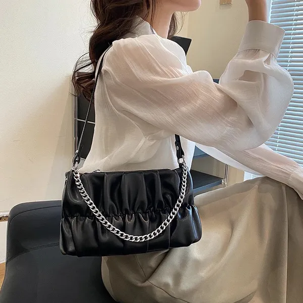 Black_Cloud_Chain_Shoulder_Sling_Bag_for_Women