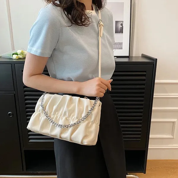 White_Cloud_Chain_Shoulder_Sling_Bag_for_Women