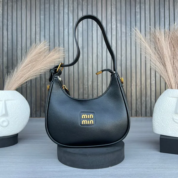 Black_Elegant_Lily_Baguette_Shoulder_Cum_Sling_Bag