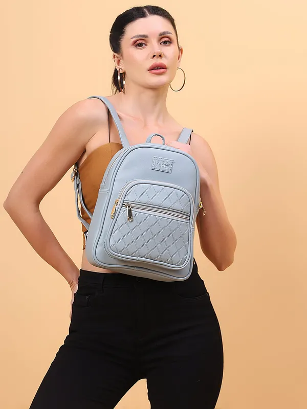 Compact_Women_Backpack_For_Travel_&_Daily_Use