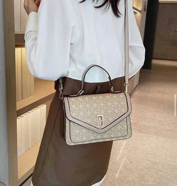 Royal_Beige_Elegant_Wendy_Crossbody_Sling_Bag