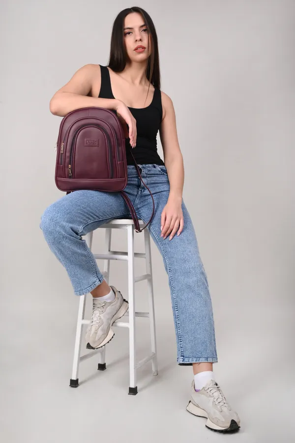 Compact_Women_Backpack_For_Travel_&_Daily_Use