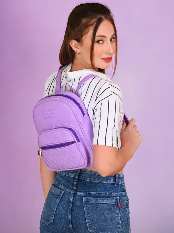 Compact_Women_Backpack_For_Travel_&_Daily_Use