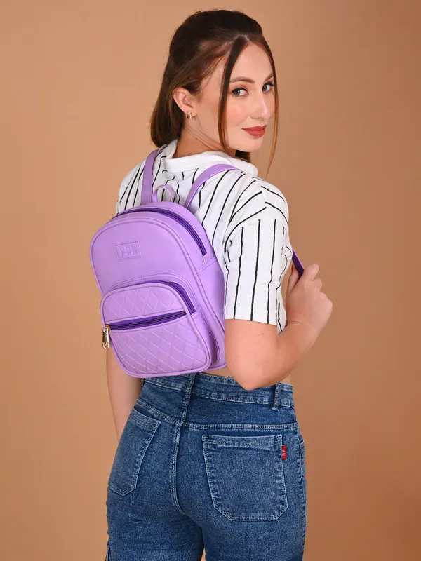 Compact_Women_Backpack_For_Travel_&_Daily_Use
