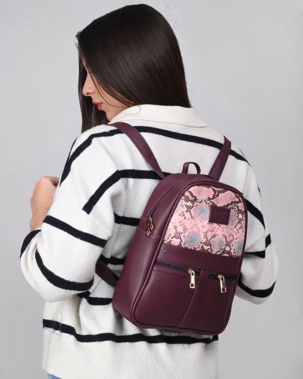 Compact_Women_Backpack_For_Travel_&_Daily_Use