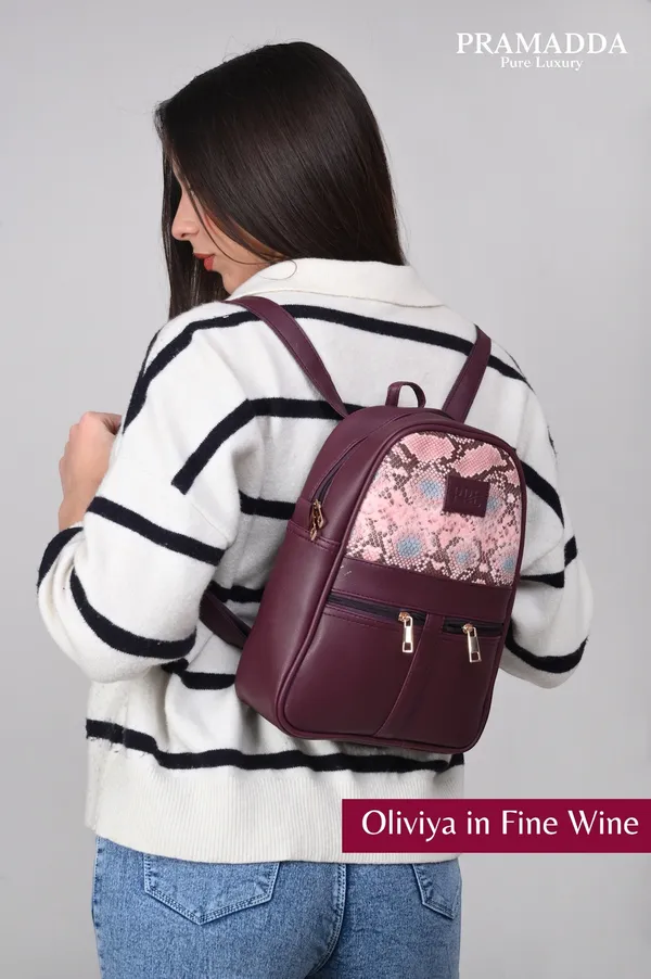 Compact_Women_Backpack_For_Travel_&_Daily_Use