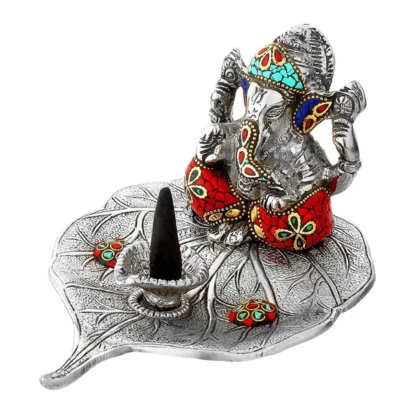 NEO_CLASSIC_Ganesh_Idol_on_Leaf_Deepak_Metal_Hand_Carved_Multicolor