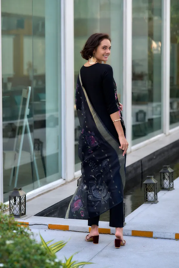 Black_Viscose_Kurta,_Pant_&_Dupatta_Set_For_Women_&_Girls