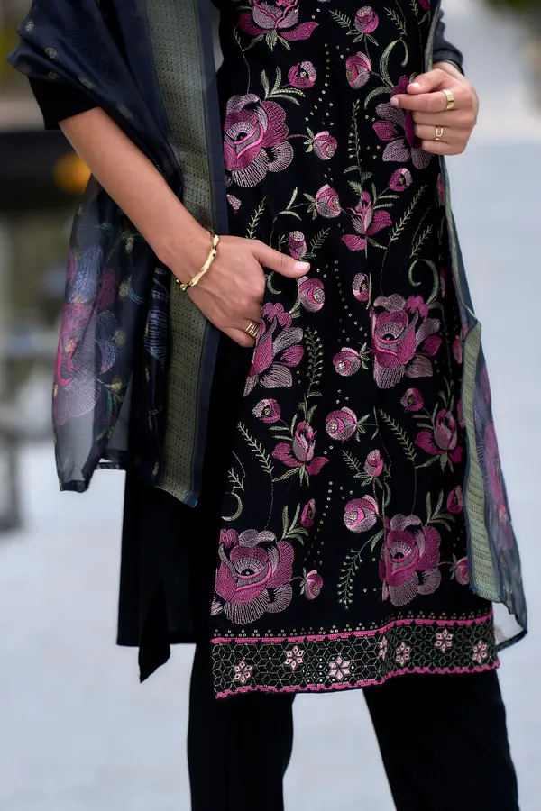 Black_Viscose_Kurta,_Pant_&_Dupatta_Set_For_Women_&_Girls