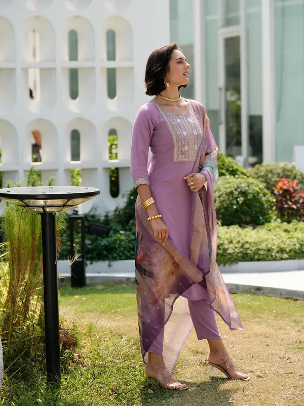 Lavender_Viscose_Kurta,_Pant_&_Dupatta_Set_For_Women_&_Girls