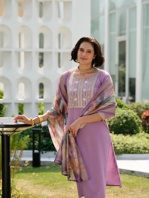 Lavender_Viscose_Kurta,_Pant_&_Dupatta_Set_For_Women_&_Girls