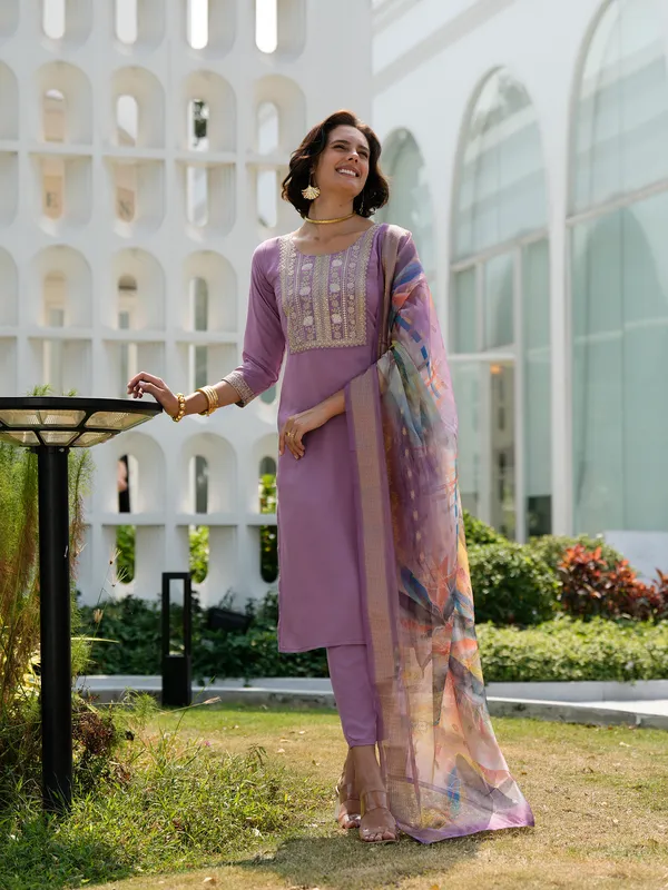 Lavender_Viscose_Kurta,_Pant_&_Dupatta_Set_For_Women_&_Girls