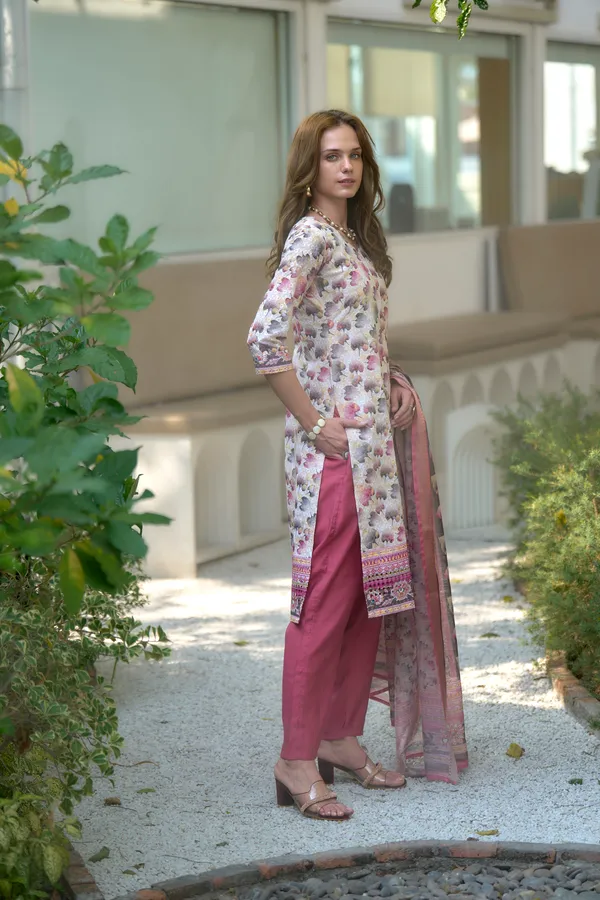 White_Viscose_Kurta,_Pant_&_Dupatta_Set_For_Women_&_Girls