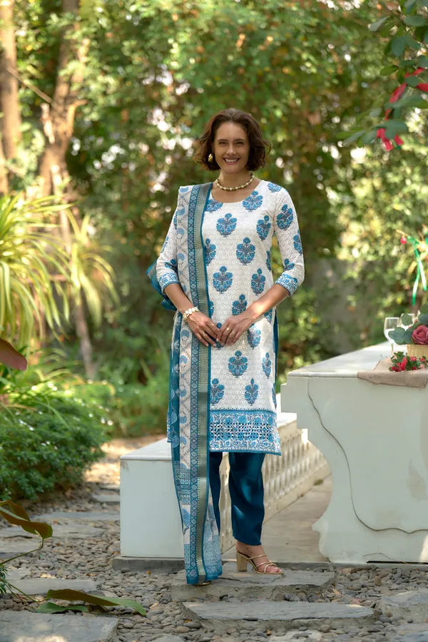 White_Viscose_Kurta,_Pant_&_Dupatta_Set_For_Women_&_Girls