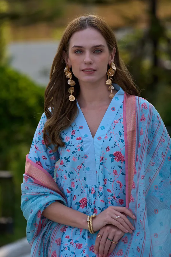Aqua_Viscose_Kurta,_Pant_&_Dupatta_Set_For_Women_&_Girls