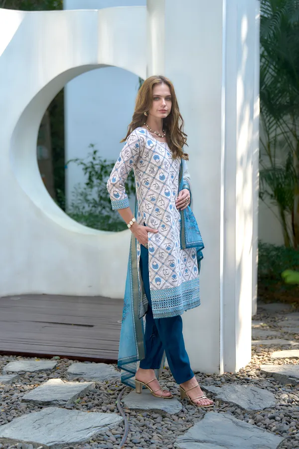 White_Viscose_Kurta,_Pant_&_Dupatta_Set_For_Women_&_Girls