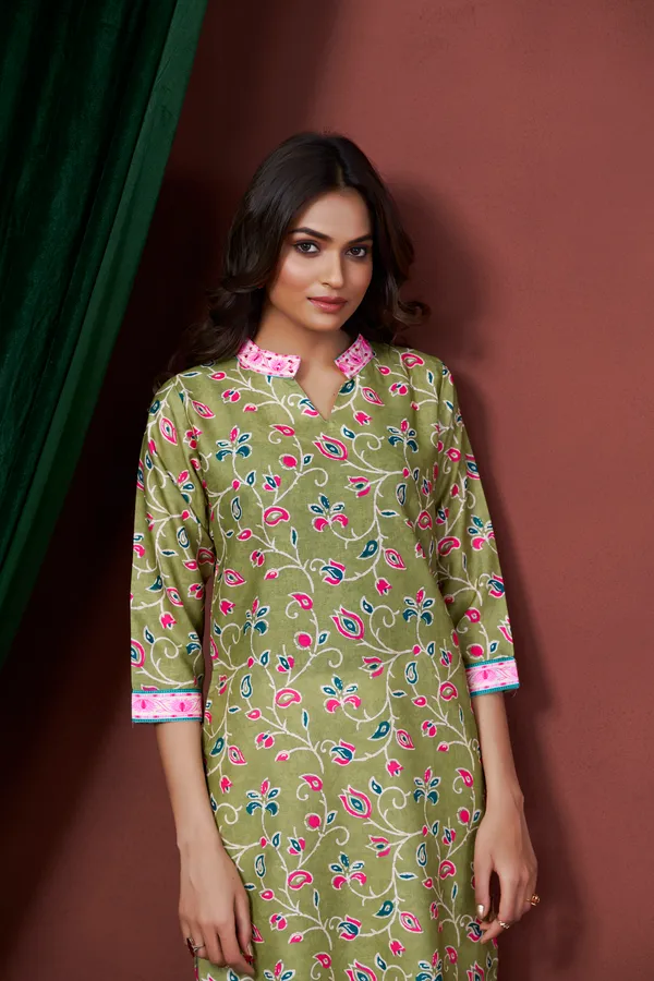 Green_Cotton_Linen_Stylish_Handworked_Kurta_For_Women_&_Girls