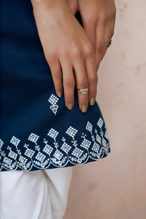 Blue_Viscose_Rayon_Embroidery_Kurta_For_Women_&_Girls
