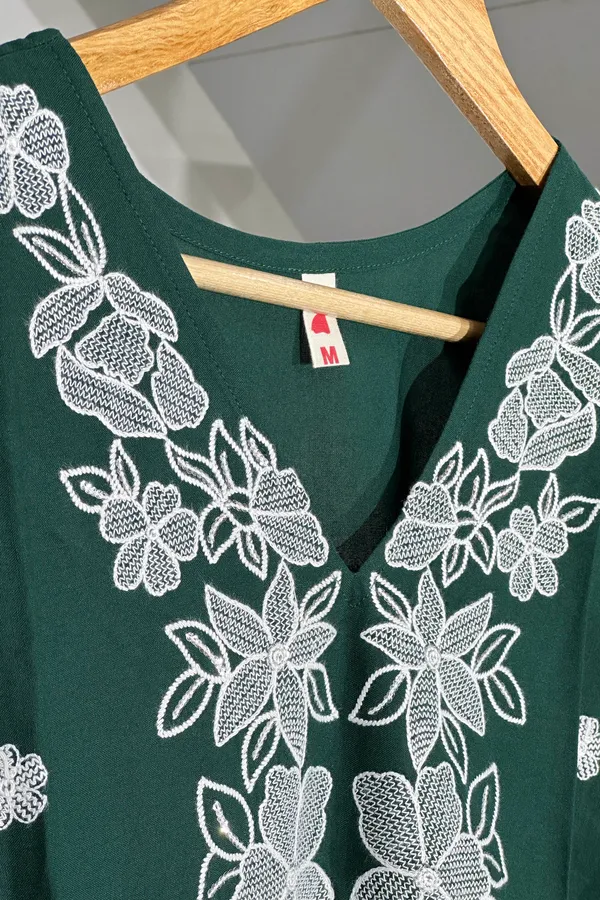 Green_Viscose_Rayon_Embroidery_Kurta_For_Women_&_Girls