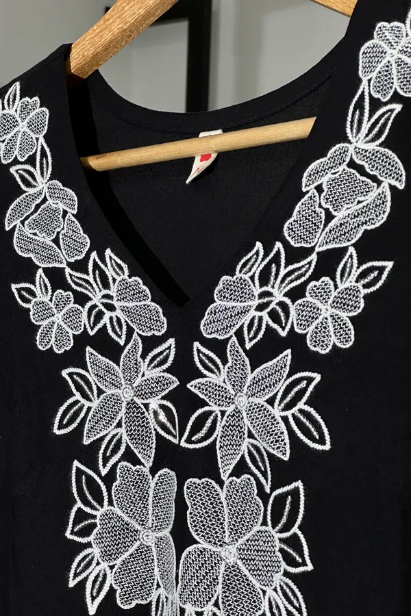Black_Viscose_Rayon_Embroidery_Kurta_For_Women_&_Girls