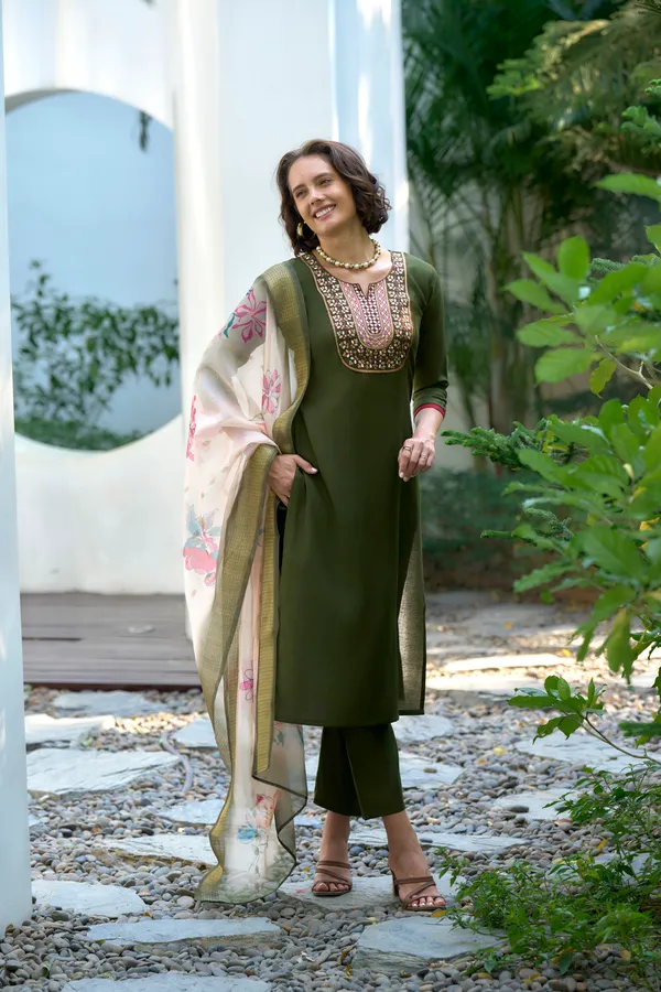 Green_Viscose_Kurta,_Pant_&_Dupatta_Set_For_Women_&_Girls