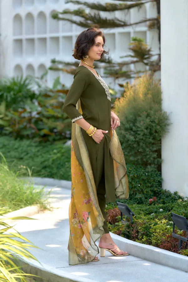 Green_Viscose_Kurta,_Pant_&_Dupatta_Set_For_Women_&_Girls