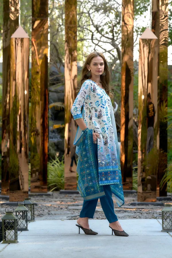 White_Viscose_Kurta,_Pant_&_Dupatta_Set_For_Women_&_Girls