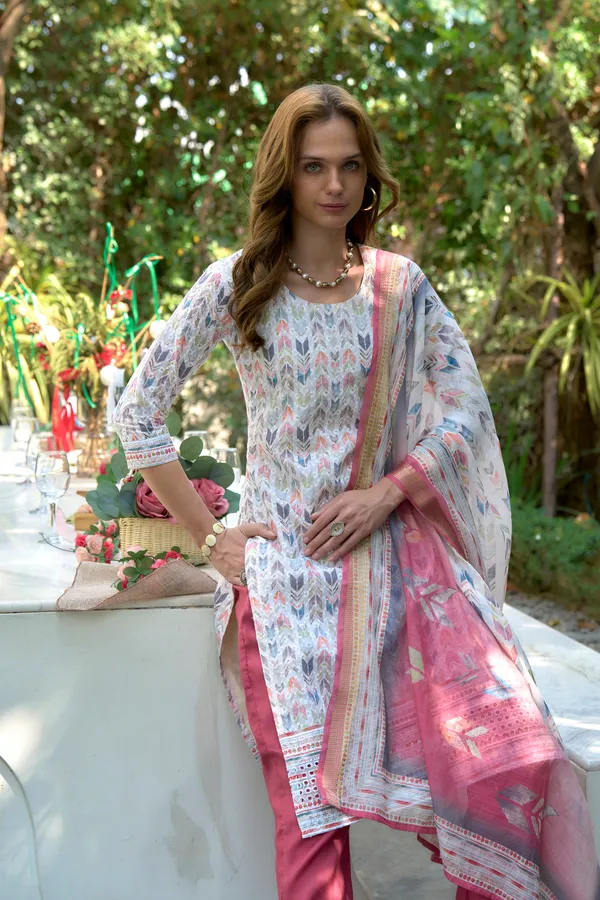 White_Viscose_Kurta,_Pant_&_Dupatta_Set_For_Women_&_Girls