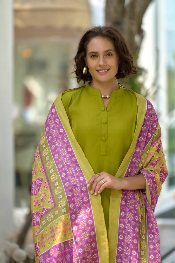 Green_Viscose_Kurta,_Pant_&_Dupatta_Set_For_Women_&_Girls