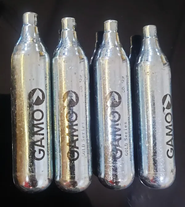 12g_CO2_Gun_Cylinders_–_Pack_of_5_|_Universal_Cartridges_for_Airguns_&_Pistols