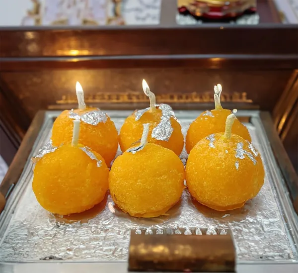 Orange_Diwali_Decorative_Barik_Motichoor_Laddu-Shaped_Soy_Wax_Candles_-_Set_Of_6_Pc_For_Festive_Gifting_And_Home_Decoration