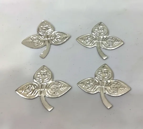 Silver_4_Piece_Silver_Plated_Belpatra,_Bilva_Leaves_For_Lord_Shivling_Puja_And_Rudra_Abhishek