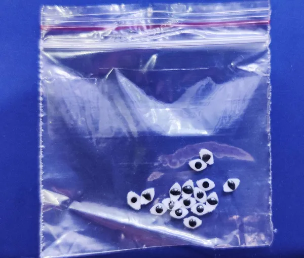 White_Plastic_Material_Bhagwan_Eyes_Netra_16_Pieces