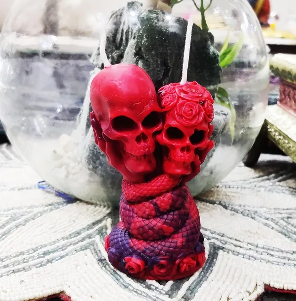 Multicolor_1_Pc_Skull_Bhoot_Couple_Shape_Designer_Scented_Soy_Wax_Candle_For_Gifting_Or_Decorations_In_Festivals_Halloween_Diwali_Christmas_Etc_(1_Pc_)