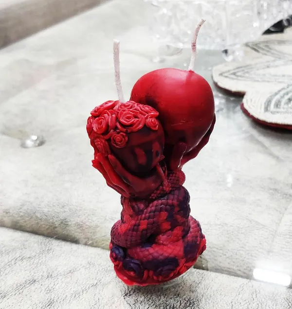 Multicolor_1_Pc_Skull_Bhoot_Couple_Shape_Designer_Scented_Soy_Wax_Candle_For_Gifting_Or_Decorations_In_Festivals_Halloween_Diwali_Christmas_Etc_(1_Pc_)