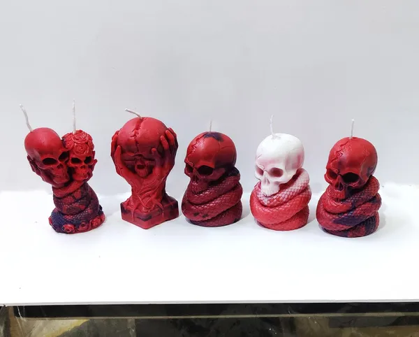 Multicolor_1_Pc_Skull_Bhoot_Couple_Shape_Designer_Scented_Soy_Wax_Candle_For_Gifting_Or_Decorations_In_Festivals_Halloween_Diwali_Christmas_Etc_(1_Pc_)